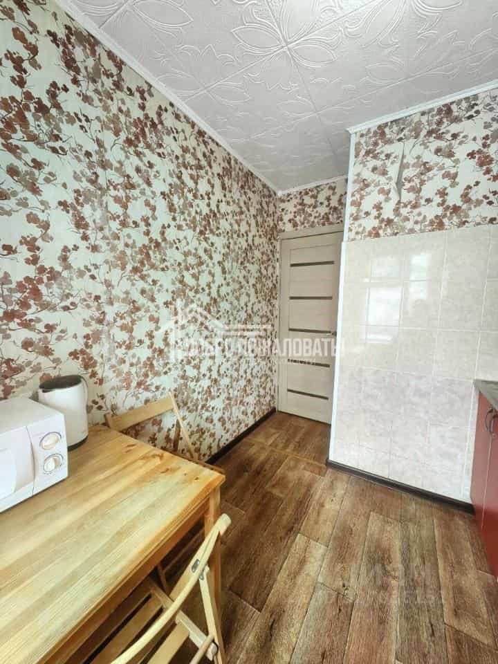 Россия, Республика Хакасия, Абакан, проспект Дружбы Народов, 5, фото 6