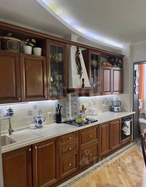 Россия, Астрахань, улица Сен-Симона, 33к1, фото 4