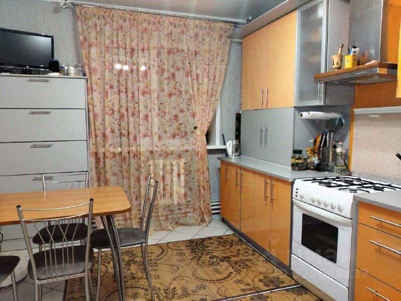 Россия, городской округ Тамбов, посёлок Строитель, микрорайон Южный, 18