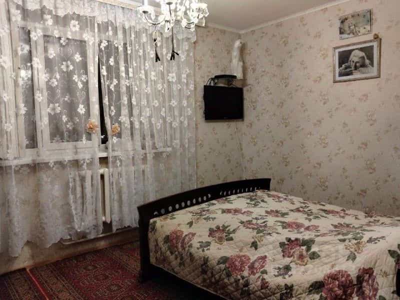 Россия, городской округ Тамбов, посёлок Строитель, микрорайон Южный, 18, фото 9