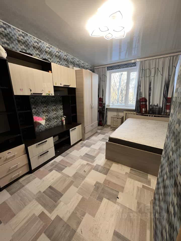 Россия, Псковская область, Остров, улица Шумейко, 2, фото 2
