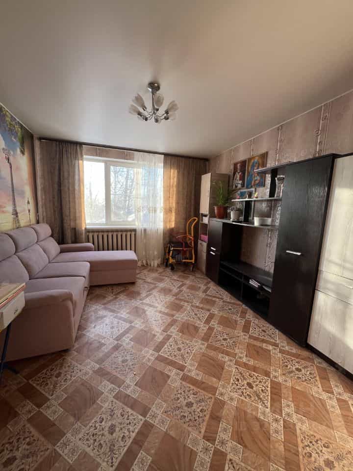 Россия, Псковская область, Остров, улица Шумейко, 2, фото 6