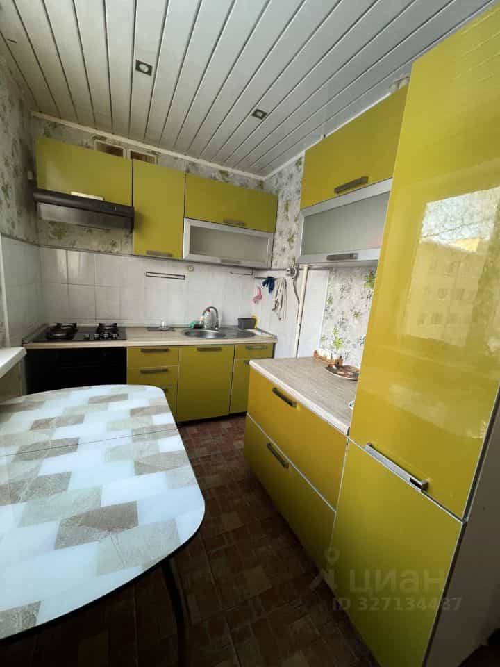 Россия, Псковская область, Остров, улица Шумейко, 2, фото 9