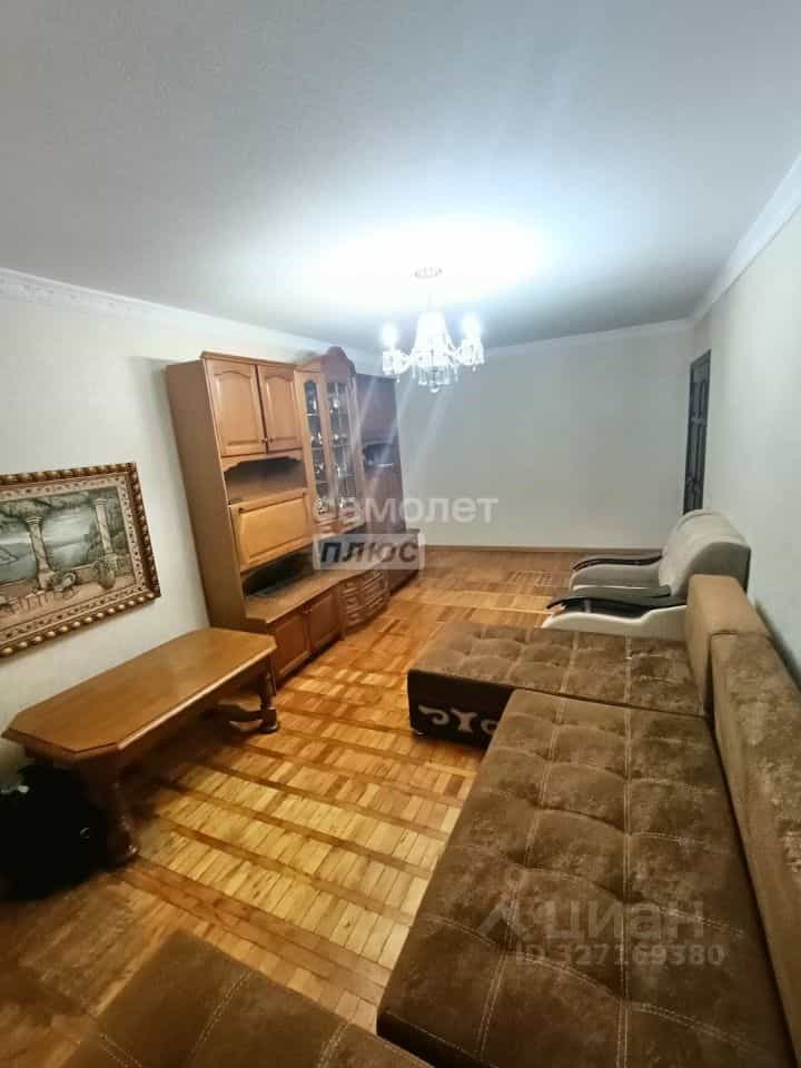 Россия, Кабардино-Балкарская Республика, Нальчик, улица Ватутина, 13, фото 4