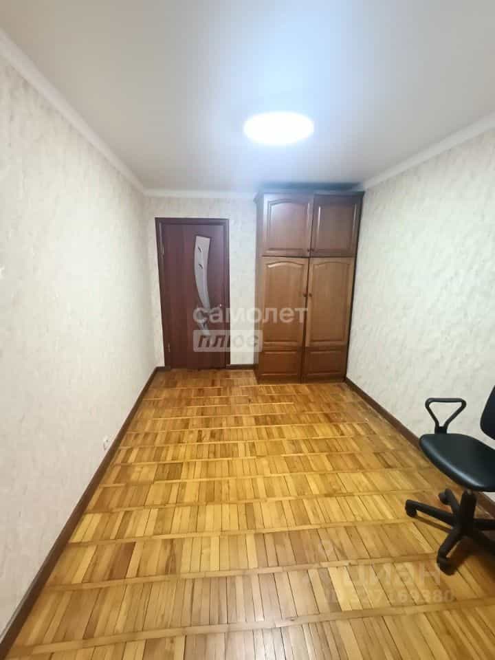 Россия, Кабардино-Балкарская Республика, Нальчик, улица Ватутина, 13, фото 14