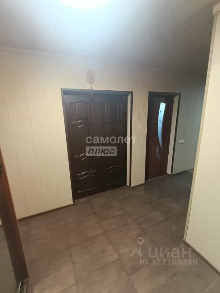 Россия, Кабардино-Балкарская Республика, Нальчик, улица Ватутина, 13, фото 30