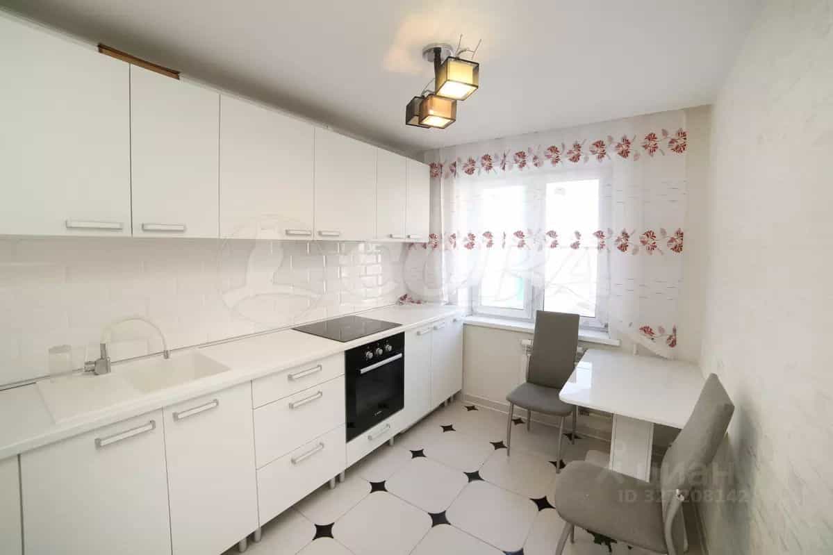 Россия, Курган, жилой район Заозёрный, 5-й микрорайон, 25, фото 3