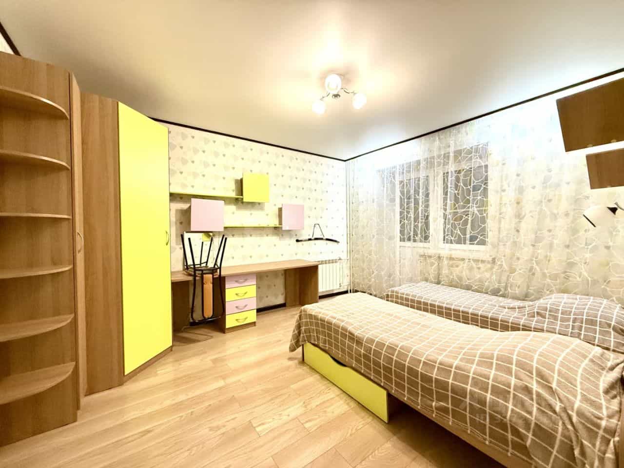 Россия, Республика Коми, Сыктывкар, Коммунистическая улица, 75/2, фото 2