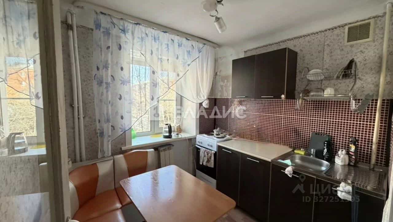 Россия, Республика Бурятия, Улан-Удэ, Комсомольская улица, 6А, фото 10