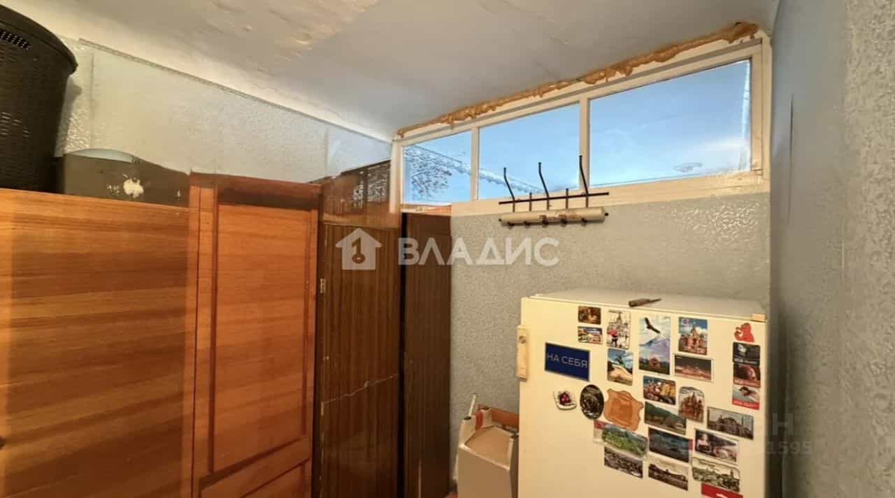 Россия, Республика Бурятия, Улан-Удэ, Комсомольская улица, 6А, фото 17