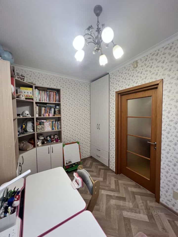 Россия, Республика Марий Эл, Йошкар-Ола, улица Волкова, 136, фото 6