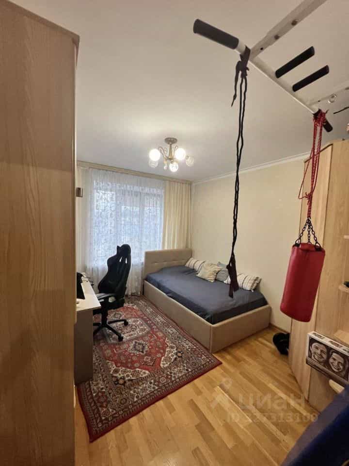 Россия, Республика Марий Эл, Йошкар-Ола, улица Волкова, 136, фото 8