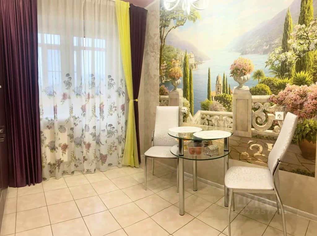 Россия, Великий Новгород, улица Связи, 21, фото 4