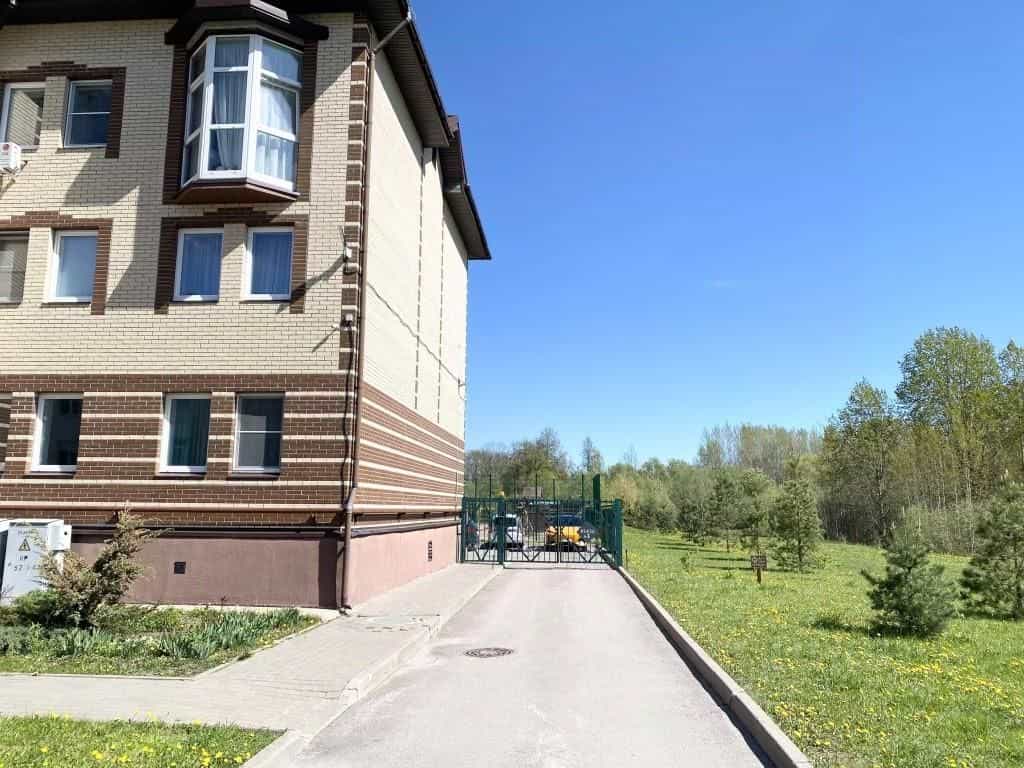 Россия, Великий Новгород, улица Связи, 21, фото 25