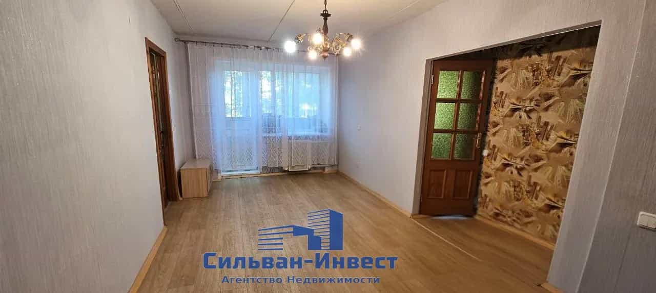 Беларусь, Минск, улица Калиновского, 21