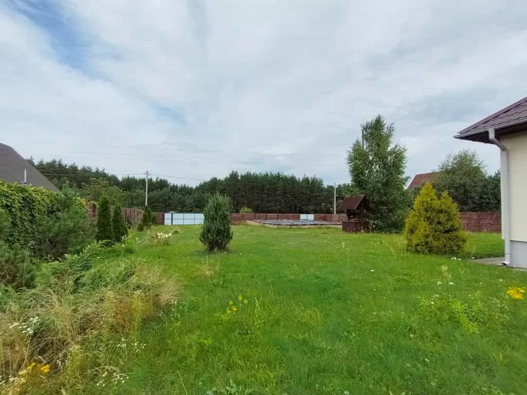 Беларусь, Минская область, Воложинский район, агрогородок Раков, улица Александра Бестужева, 29, фото 9