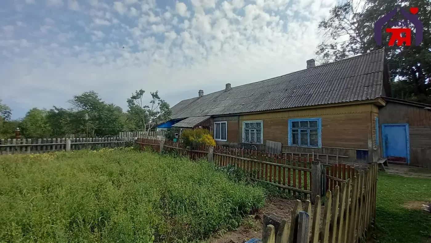 Беларусь, Минская область, Вилейский район, агрогородок Куренец, Советская улица, 35, фото 8