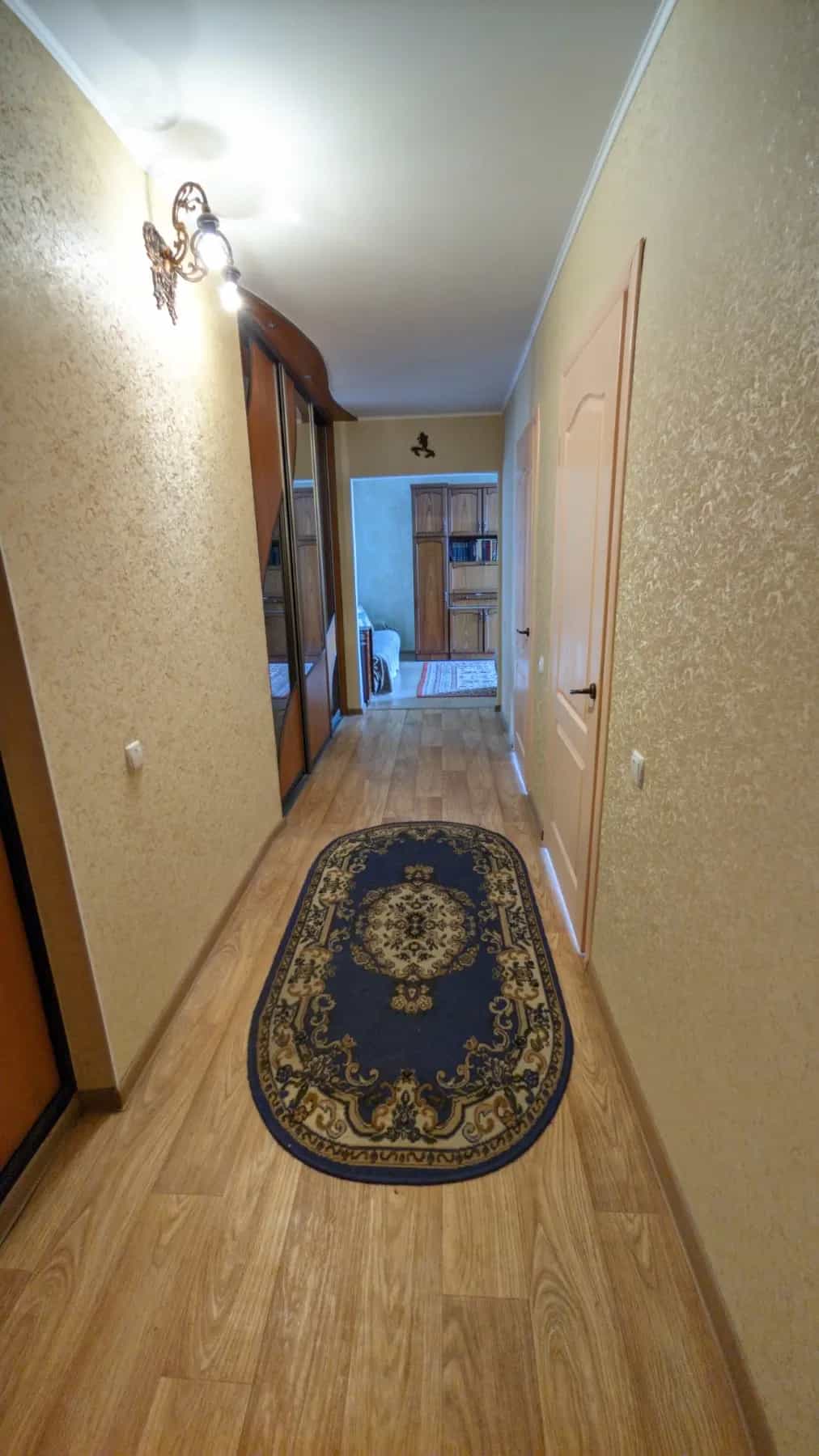 Беларусь, Витебская область, Новополоцк, Молодёжная улица, 145, фото 5