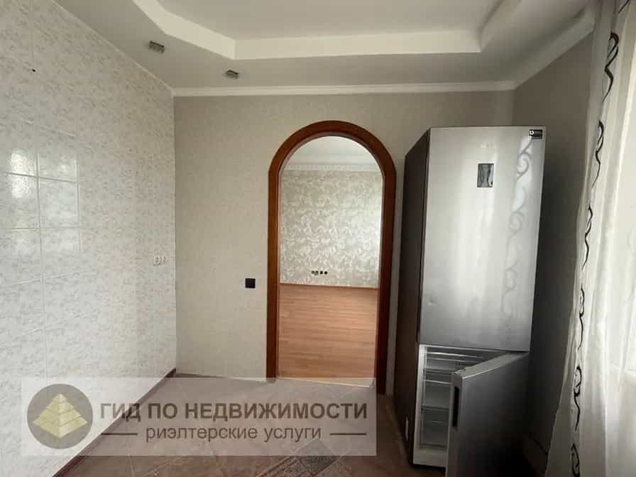 Беларусь, Гомельская область, Буда-Кошелёвский район, агрогородок Октябрь, Октябрьская улица, 3, фото 4