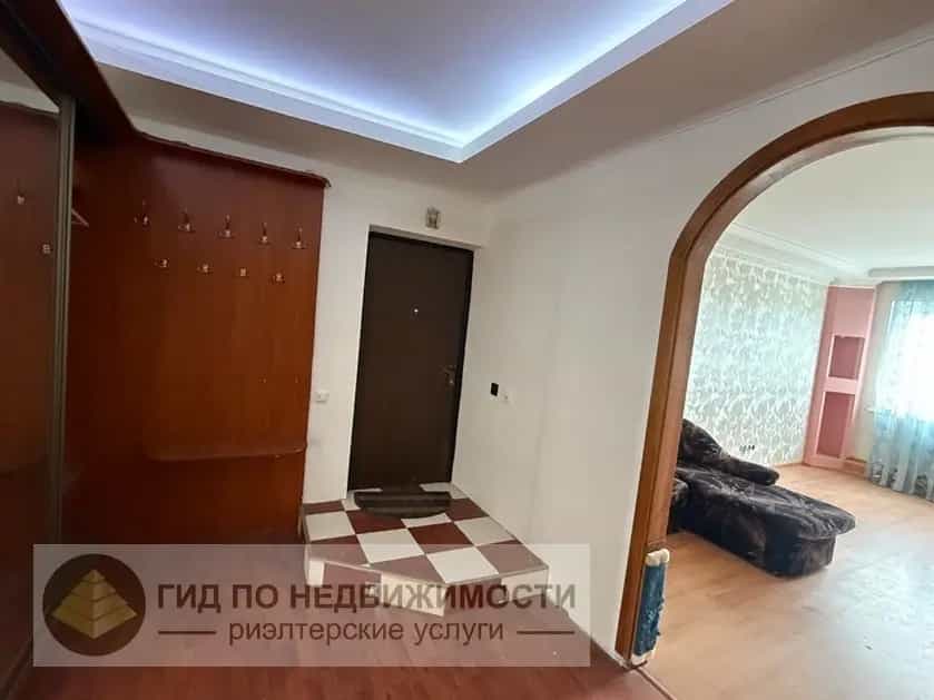 Беларусь, Гомельская область, Буда-Кошелёвский район, агрогородок Октябрь, Октябрьская улица, 3, фото 18