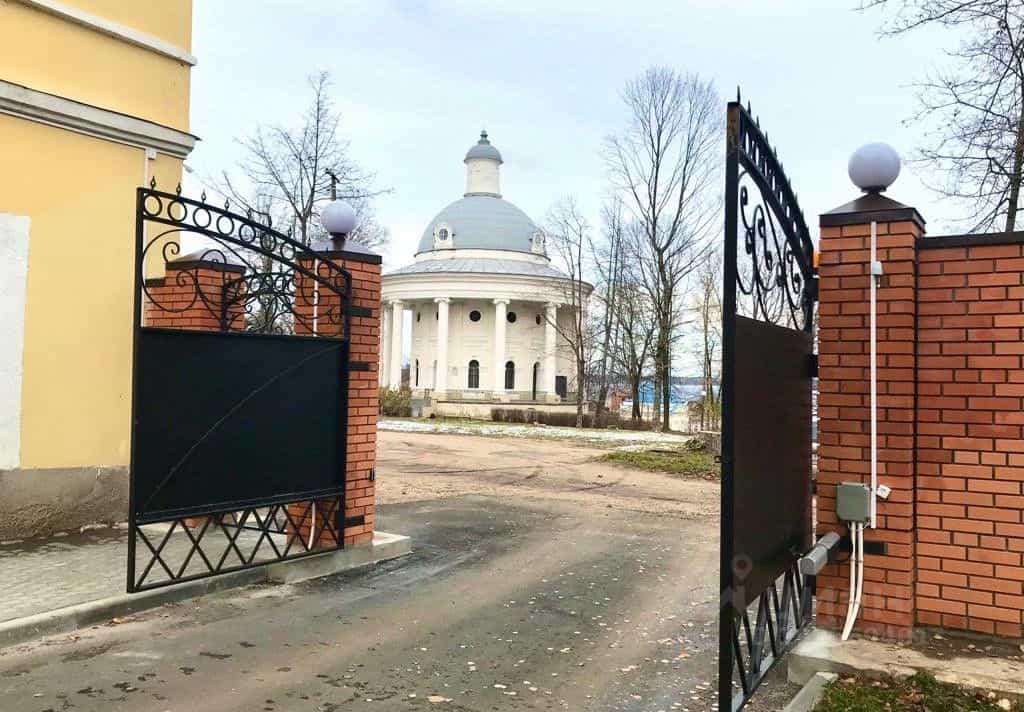 Россия, Новгородская область, Валдай, улица Труда, 3А, фото 2