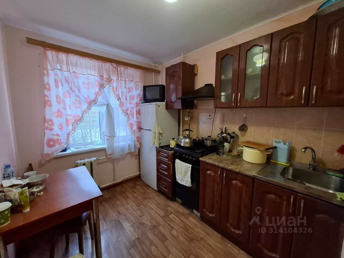 Россия, Смоленская область, Ярцево, проспект Металлургов, 13, фото 2