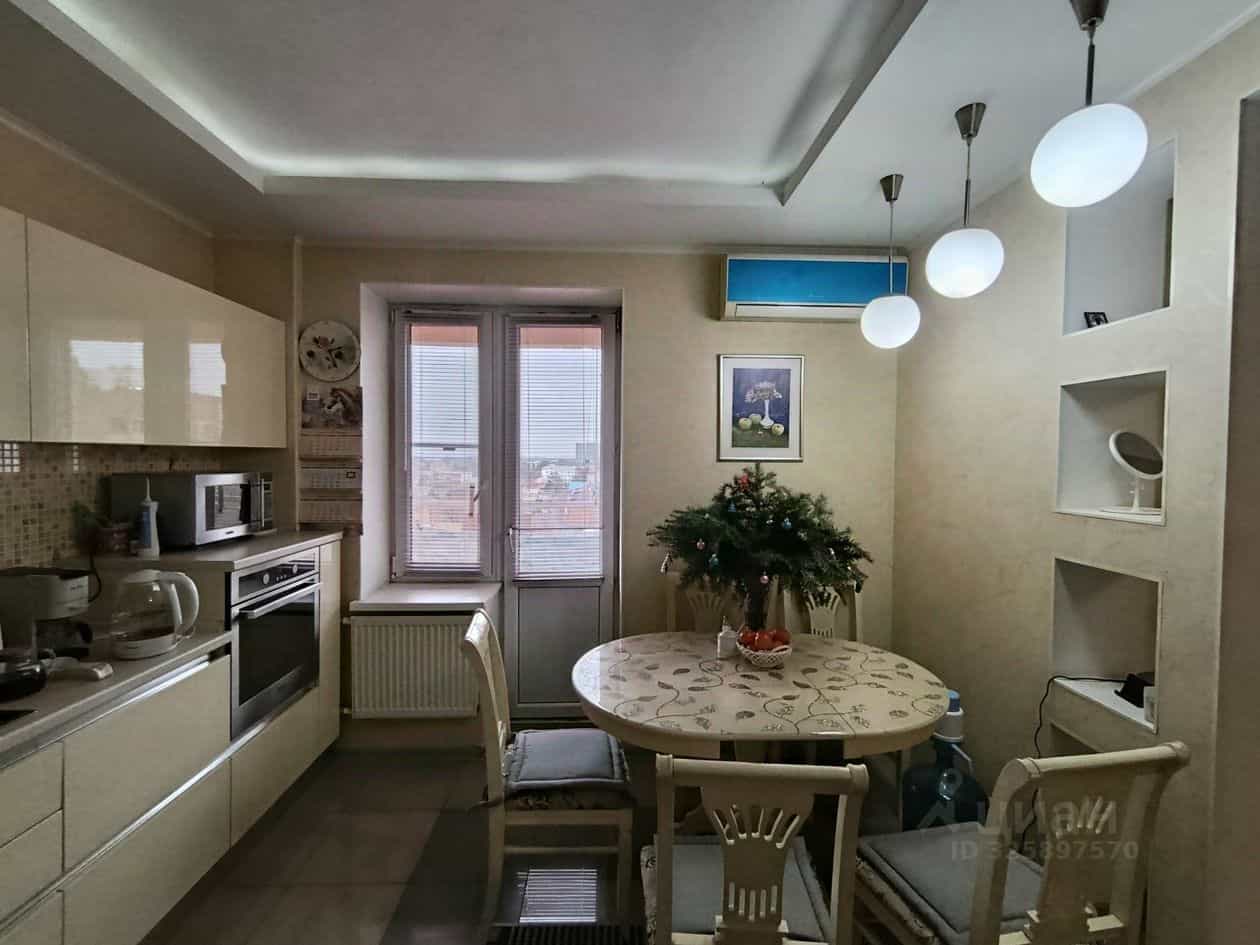Россия, Астрахань, улица Кирова, 84, фото 10