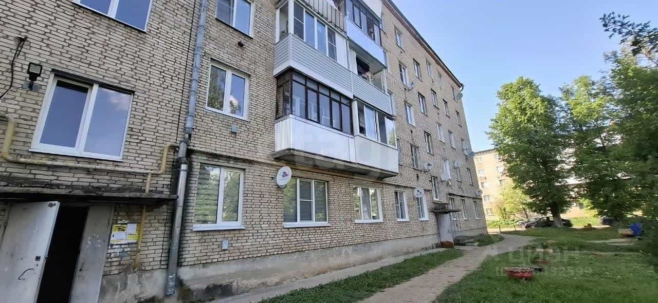 Россия, Тверская область, Конаковский муниципальный округ, посёлок городского типа Изоплит, Пионерская улица, 5, фото 4