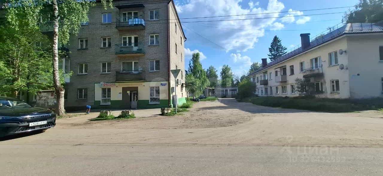 Россия, Тверская область, Конаковский муниципальный округ, посёлок городского типа Изоплит, Пионерская улица, 5, фото 5