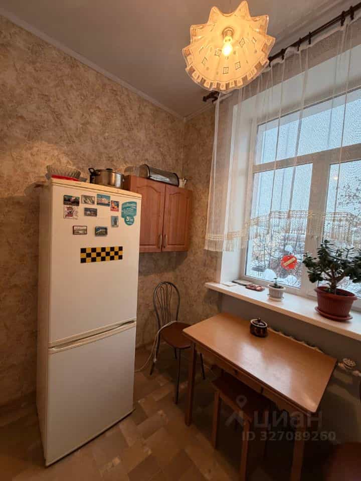 Россия, Псковская область, Великие Луки, проспект Ленина, 34, фото 2