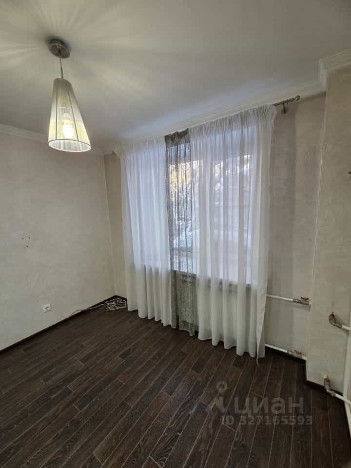 Россия, Удмуртская Республика, Ижевск, улица Коммунаров, 349, фото 3