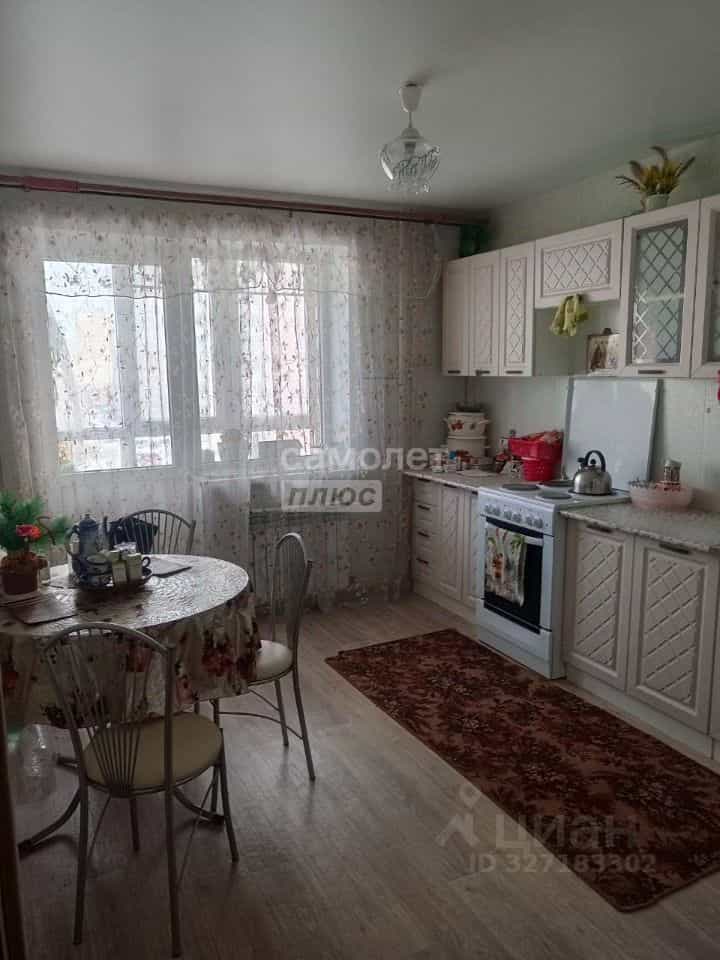 Россия, Липецк, улица И.В. Свиридова, 6, фото 11