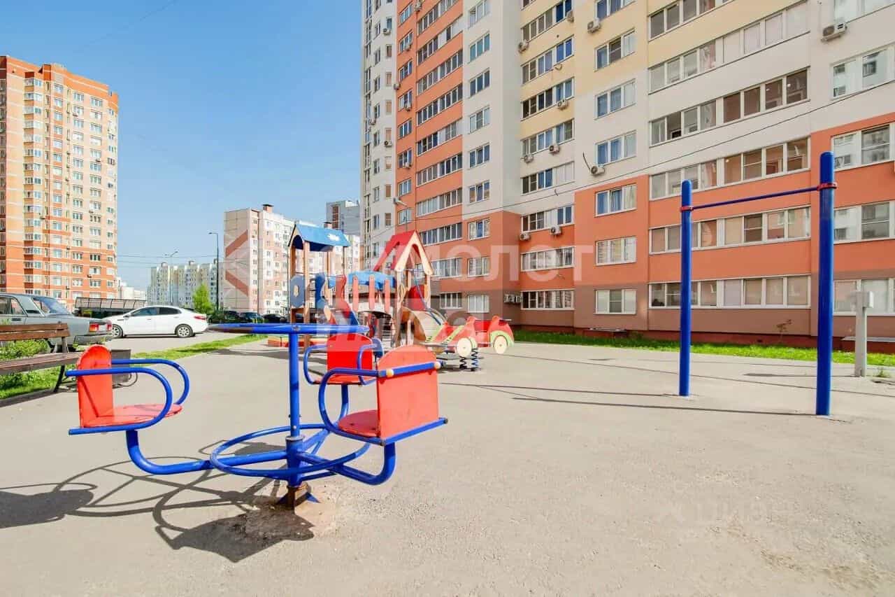 Россия, Липецк, улица И.В. Свиридова, 24к1, фото 14