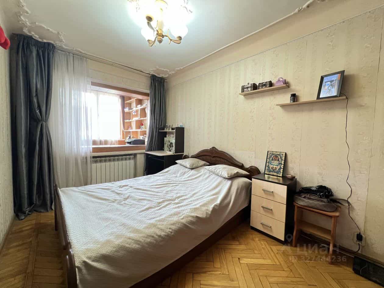 Россия, Республика Северная Осетия — Алания, Владикавказ, проспект Коста, 274, фото 9