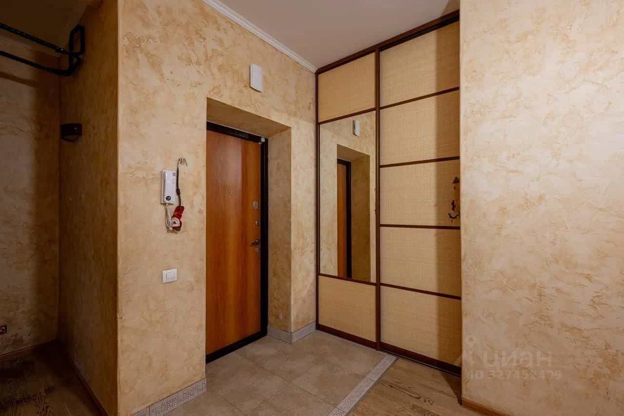Россия, Астрахань, улица Красная Набережная, 39/1, фото 23