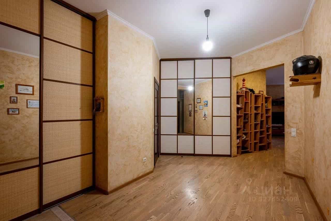Россия, Астрахань, улица Красная Набережная, 39/1, фото 24