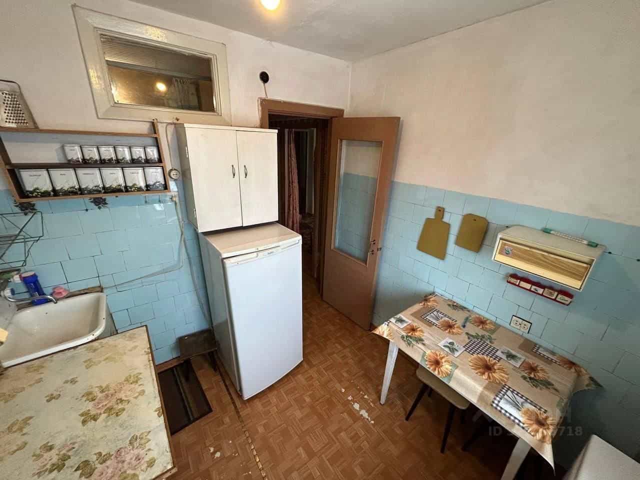 Россия, Псковская область, Великие Луки, проспект Ленина, 57, фото 2