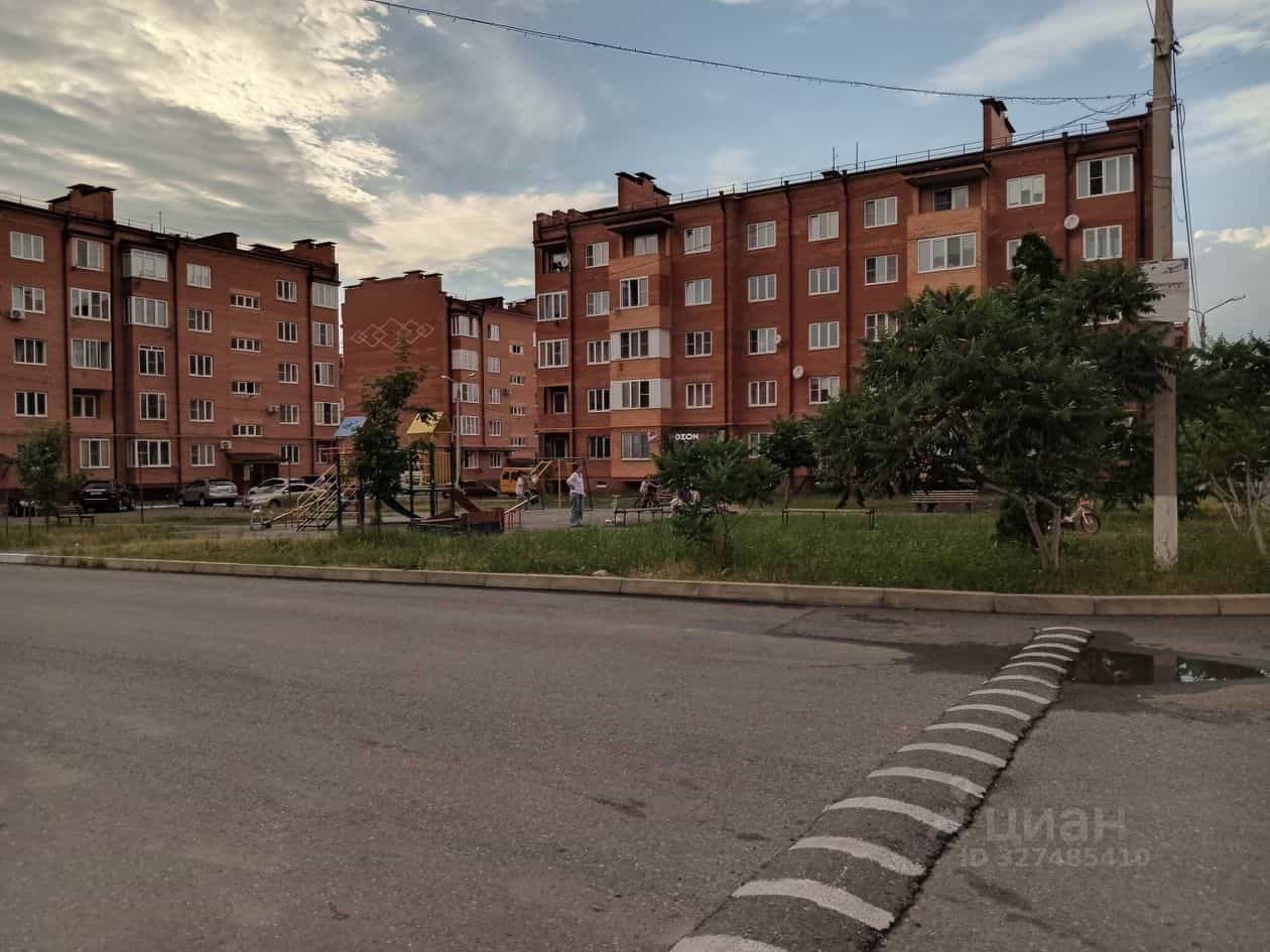 Россия, Республика Северная Осетия — Алания, Владикавказ, улица Цоколаева, 36к6, фото 13