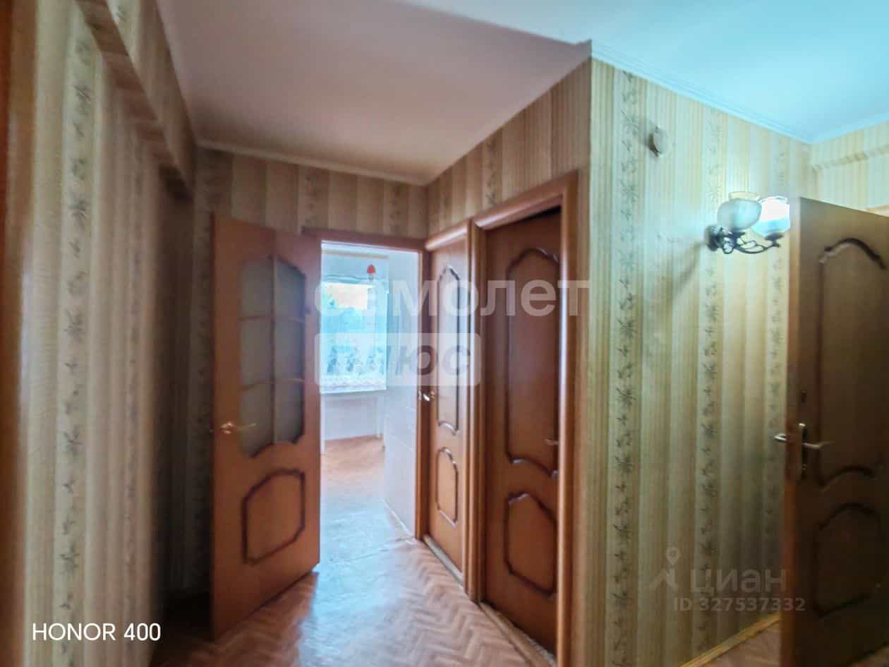 Россия, Республика Адыгея (Адыгея), Майкоп, улица 9 Января, 179А, фото 4