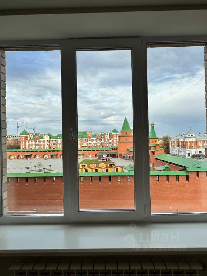 Россия, Республика Марий Эл, Йошкар-Ола, площадь Революции, 5, фото 2
