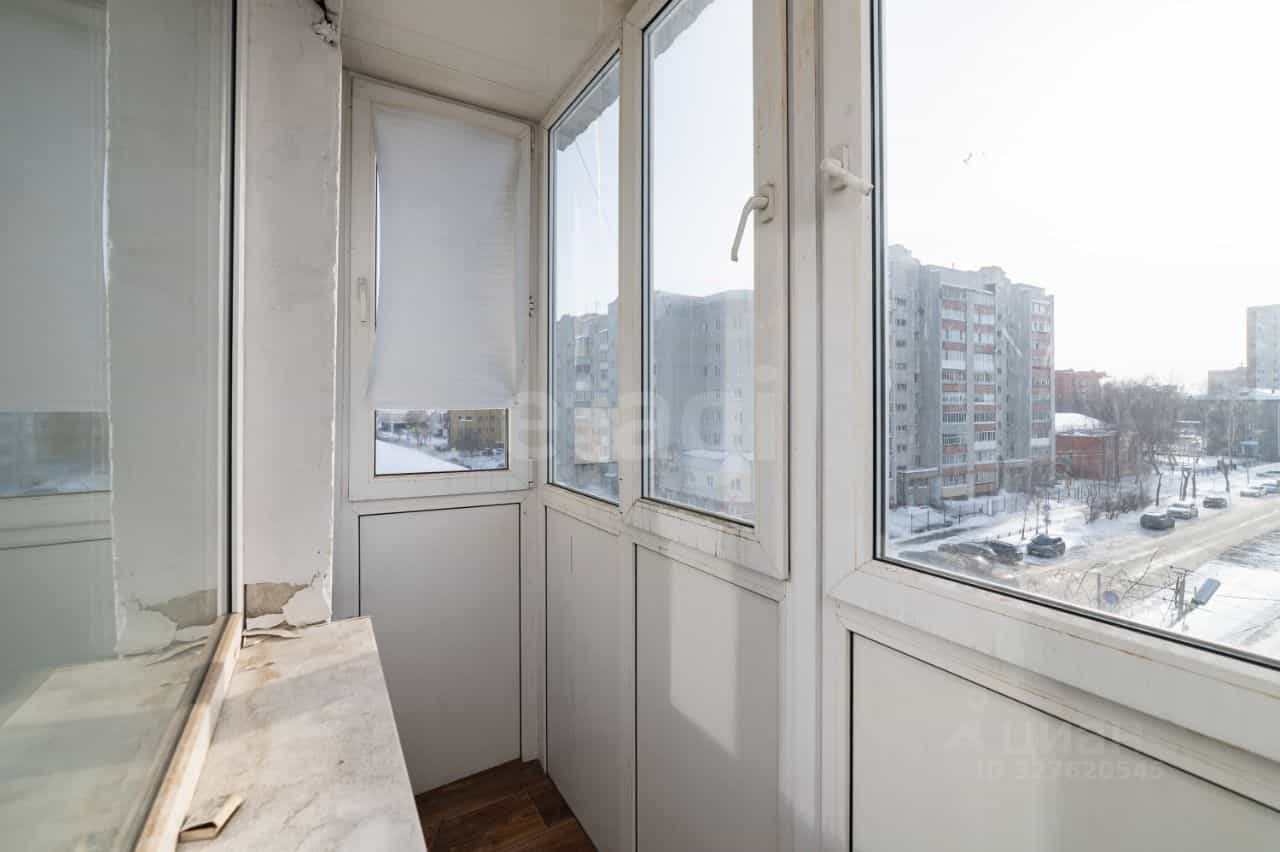 Россия, Курган, улица Савельева, 42, фото 13