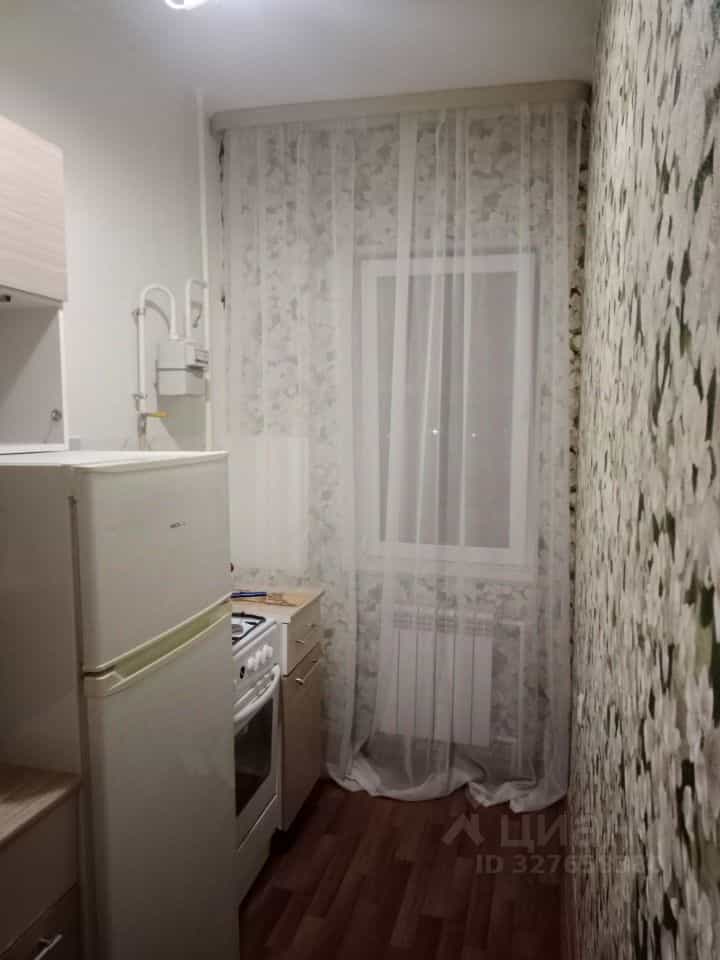 Россия, Псковская область, Великие Луки, улица Винатовского, 66, фото 5