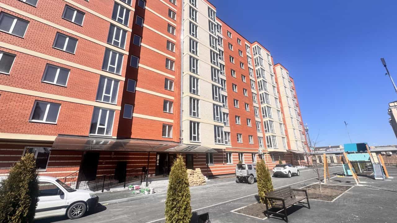 Россия, Республика Северная Осетия — Алания, Владикавказ, улица Курсантов-Кировцев, 27