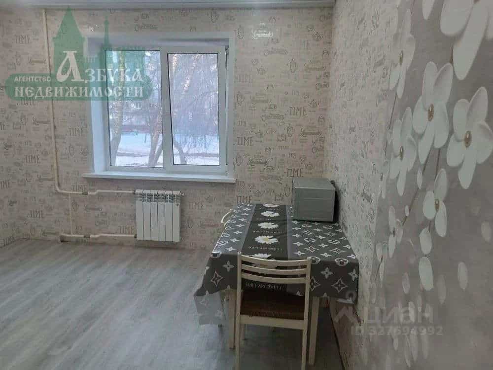 Россия, Смоленск, улица Петра Алексеева, 4