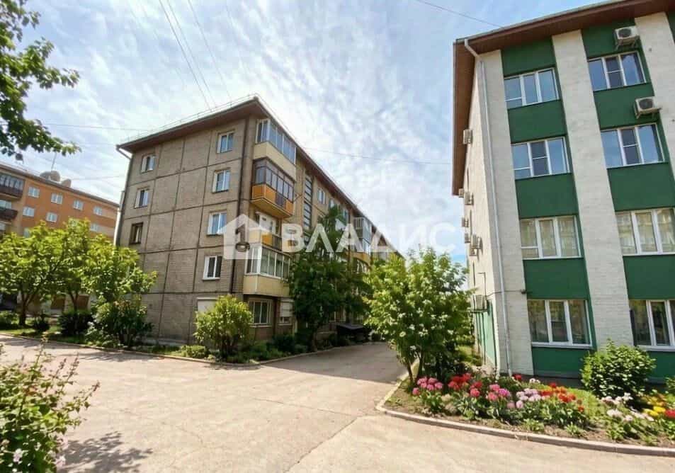 Россия, Республика Бурятия, Улан-Удэ, улица Хахалова, 5, фото 15