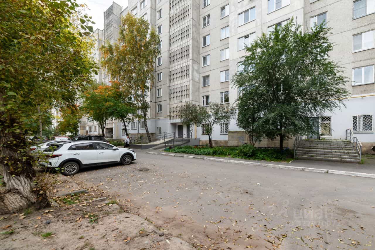 Россия, Курган, улица Бурова-Петрова, 60, фото 17