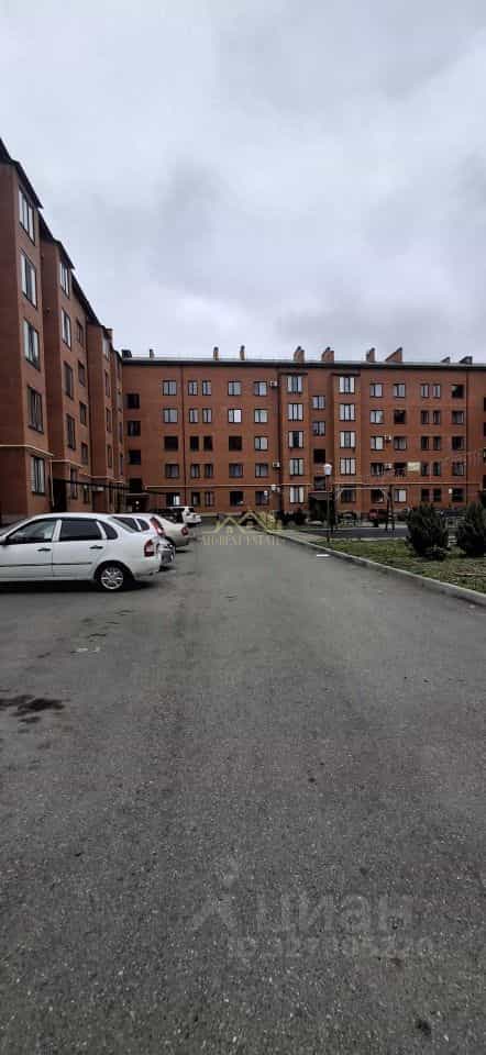 Россия, Республика Северная Осетия — Алания, Владикавказ, улица Билара Кабалоева, 16А
