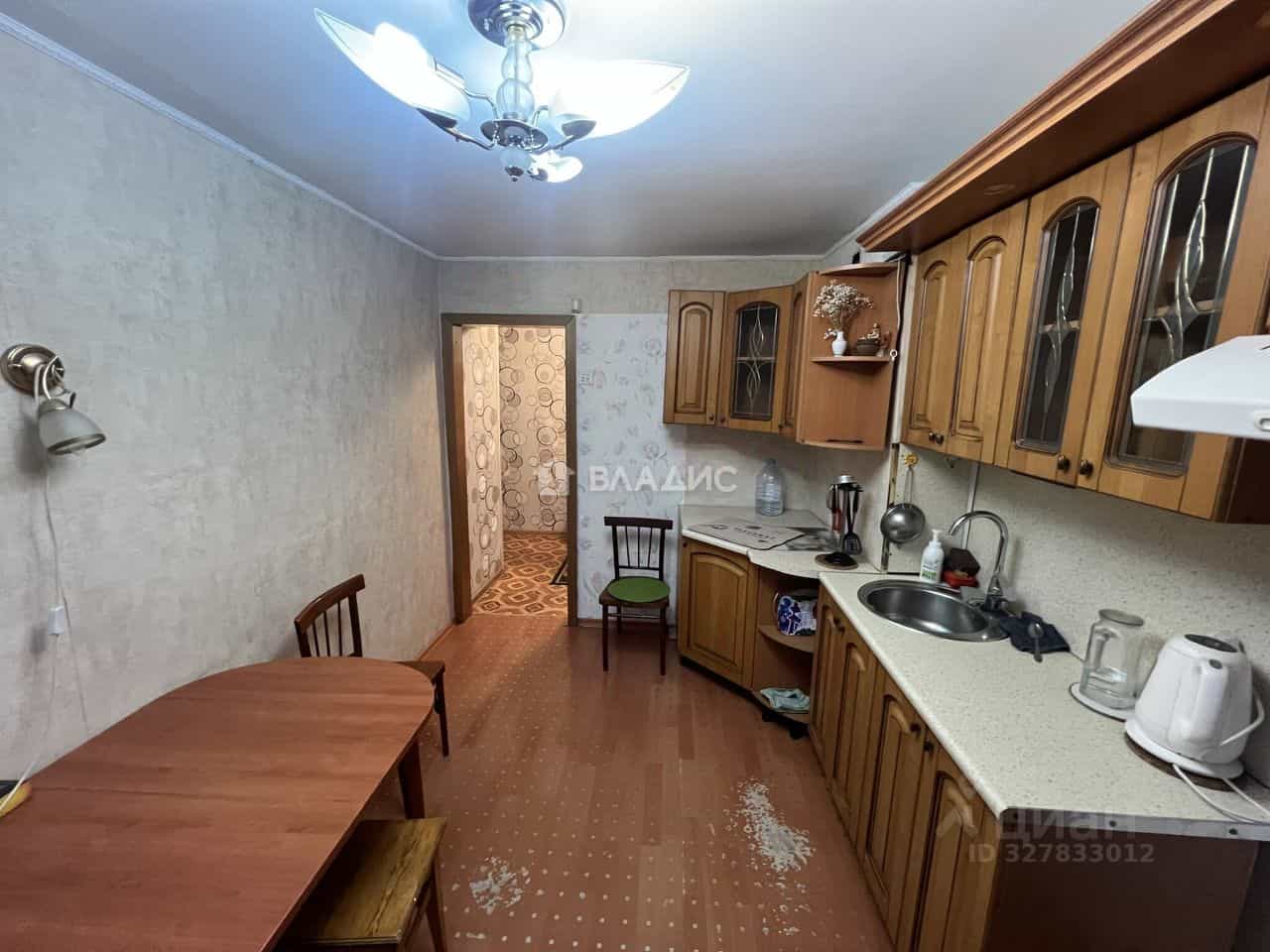 Россия, Республика Бурятия, Улан-Удэ, улица Шумяцкого, 14, фото 2