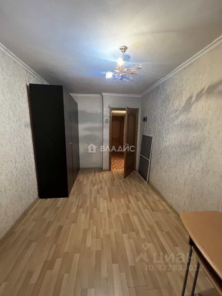 Россия, Республика Бурятия, Улан-Удэ, улица Шумяцкого, 14, фото 7