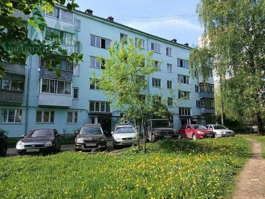 Россия, Смоленск, Нарвская улица, 13